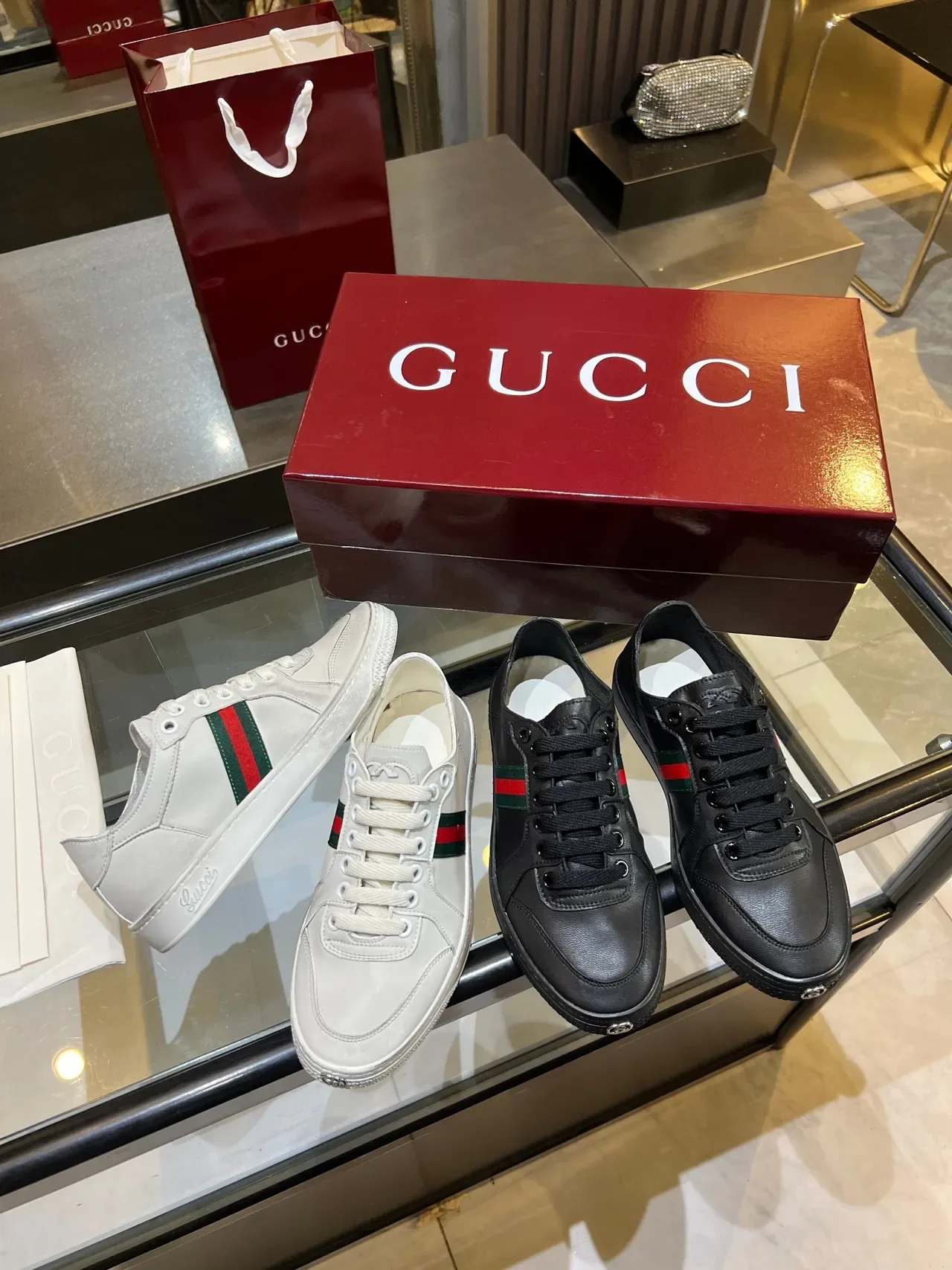 Gucci Tennis 1977 भूरा मोनोग्राम कैनवास वेब पट्टी लाइफस्टाइल स्नीकर्स 2