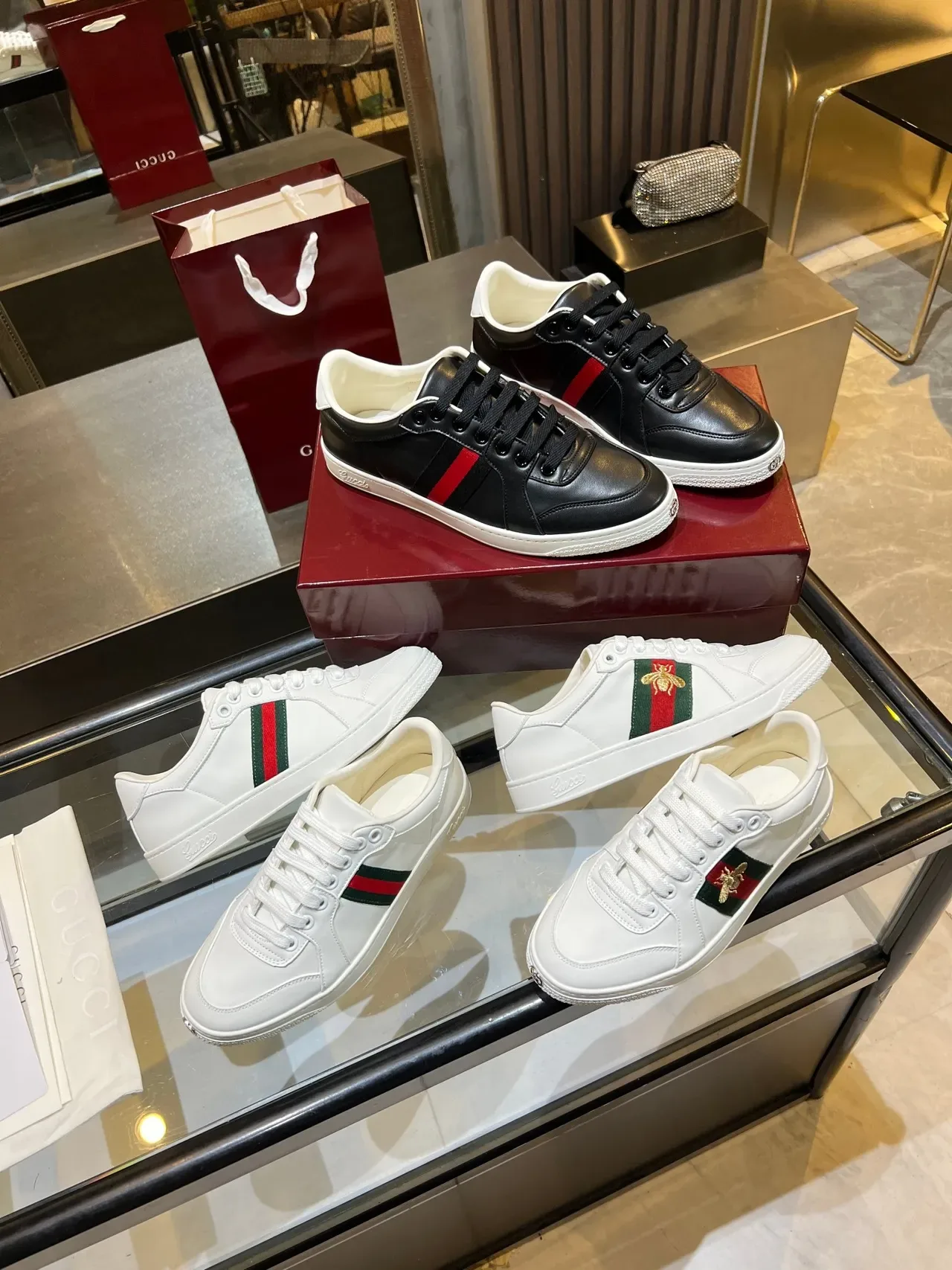 Gucci Tennis 1977 भूरा मोनोग्राम कैनवास वेब पट्टी लाइफस्टाइल स्नीकर्स 6