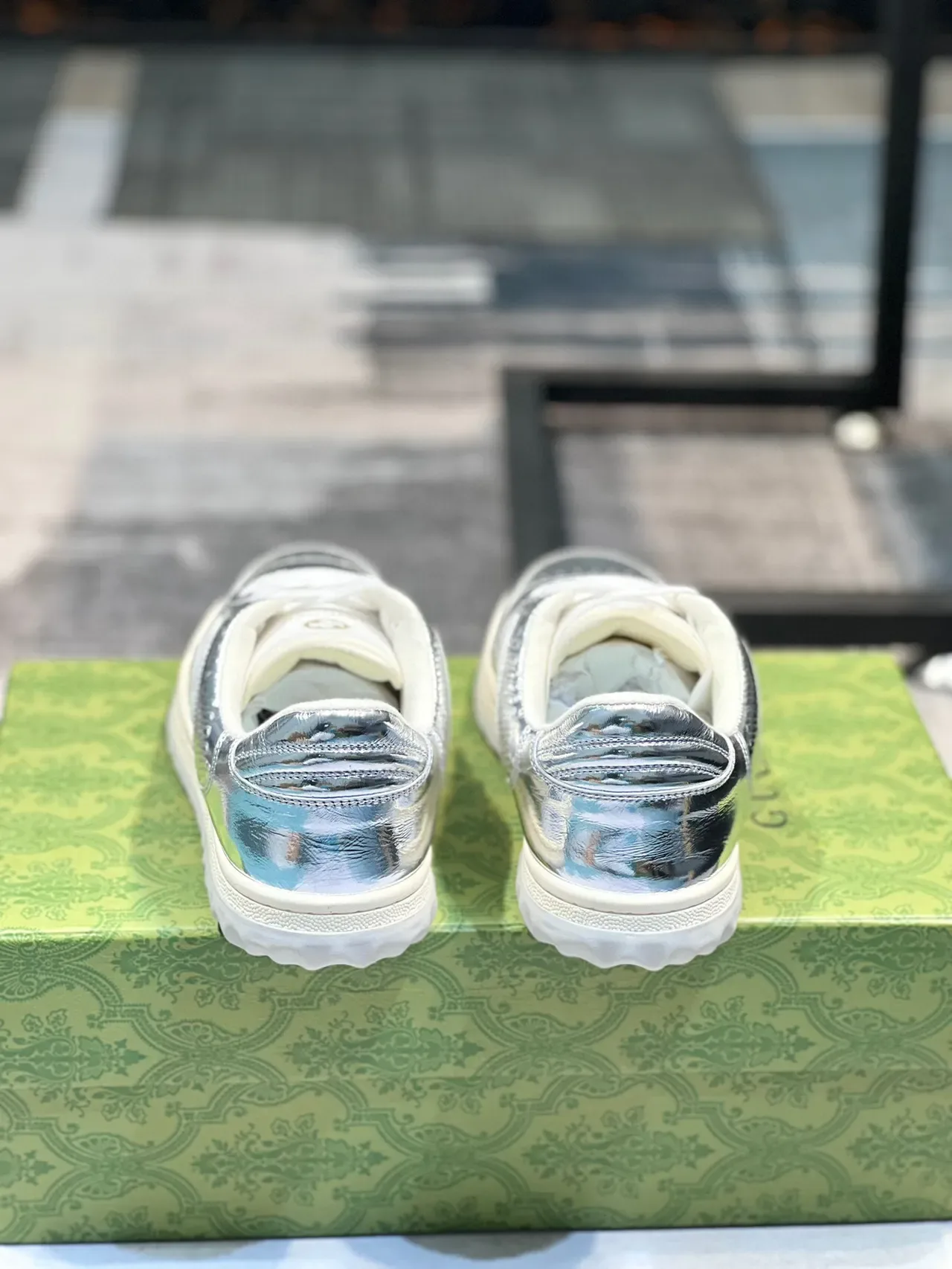 Gucci Tennis 1977 Tênis lifestyle prata metálica e branca 2