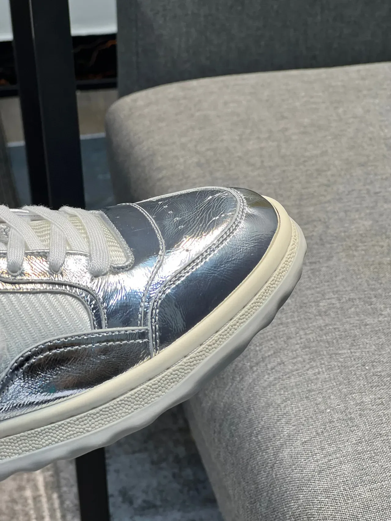 Gucci Tennis 1977 Tênis lifestyle prata metálica e branca 3