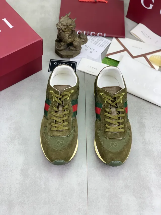 Gucci Tennis 1977 Verde Oliva Web Stripe Sneakers Lifestyle 5