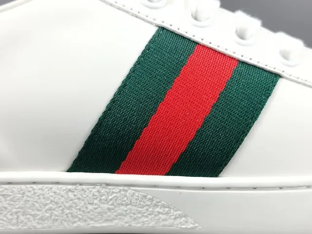 Gucci Tennis 1977 أبيض أحمر أخضر قلب أسلوب حياة حذاء رياضي 6