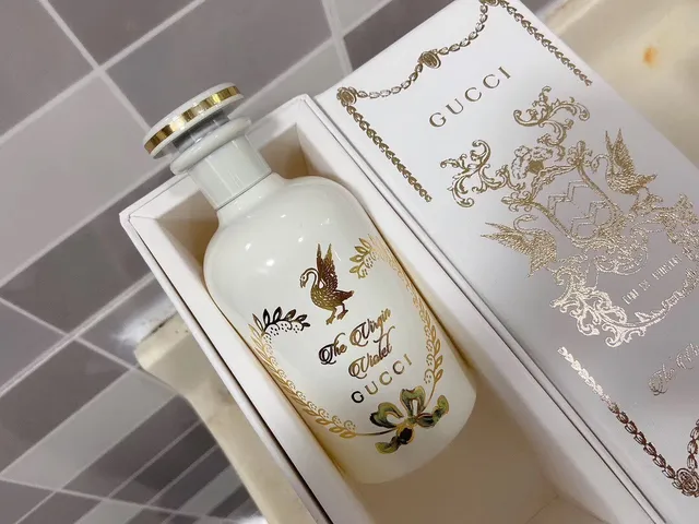 Gucci The Virgin Violet White Ceramic Perfume 9
