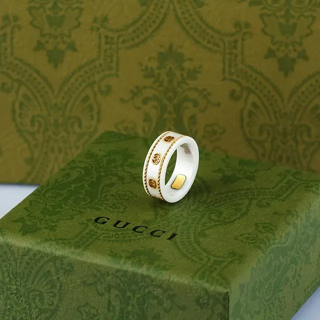 Gucci White Gold Ceramic Trim Ring 6