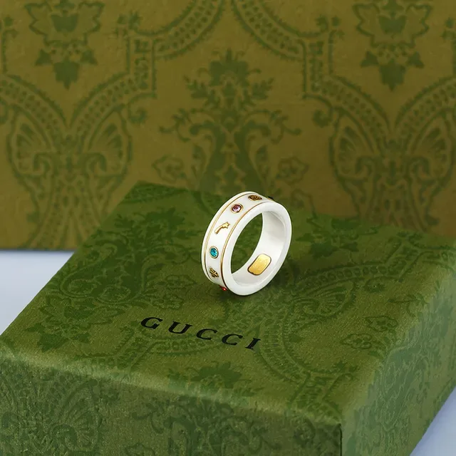 Gucci White Gold Ceramic Trim Ring 7