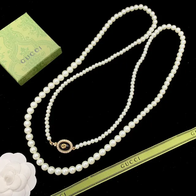 Gucci Or Blanc Multi-brins Perle Camélia Motif Floral collier 4