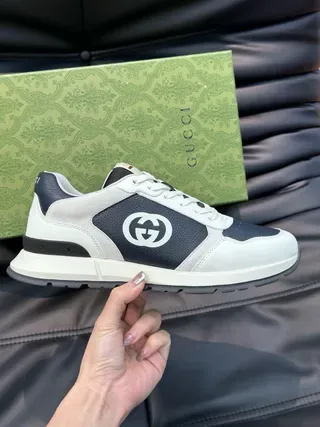 Gucci أحذية رياضية أبيض ونافي منخفض الارتفاع بألواح متباينة جلدية نمط حياة 4