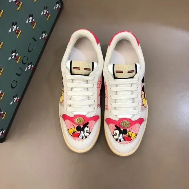 Gucci branco e rosa bordado motivo Mickey Mouse floral panel jacquard lifestyle sneakers 2