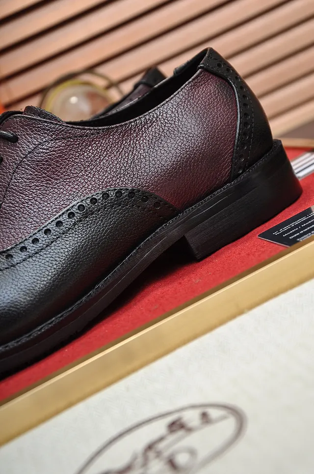 Hermès Noir Borgoña Cuir Bicolore Brogue À Aile Complète 2
