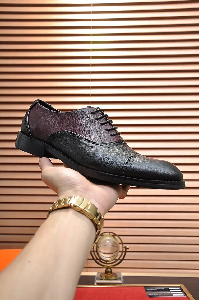 Hermès Noir Borgoña Cuir Bicolore Brogue À Aile Complète 7