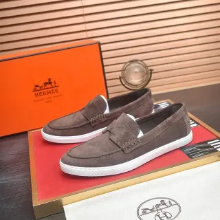 Hermès 棕白麂皮上橡胶底乐福鞋
