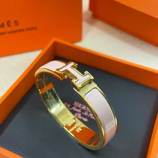 Hermès Clic H গোলাপি এনামেল সোনালি এবং রূপালী টোন রিজিড ব্রেসলেট 5