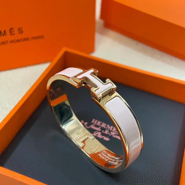 Hermès Clic H গোলাপি এনামেল সোনালি এবং রূপালী টোন রিজিড ব্রেসলেট 6