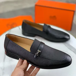 Hermès H Loafer 黑色纹理皮革一脚蹬乐福鞋