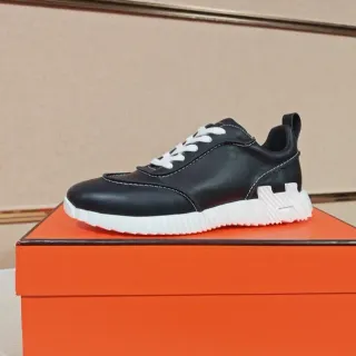 Hermès H Sneaker 黑白生活鞋