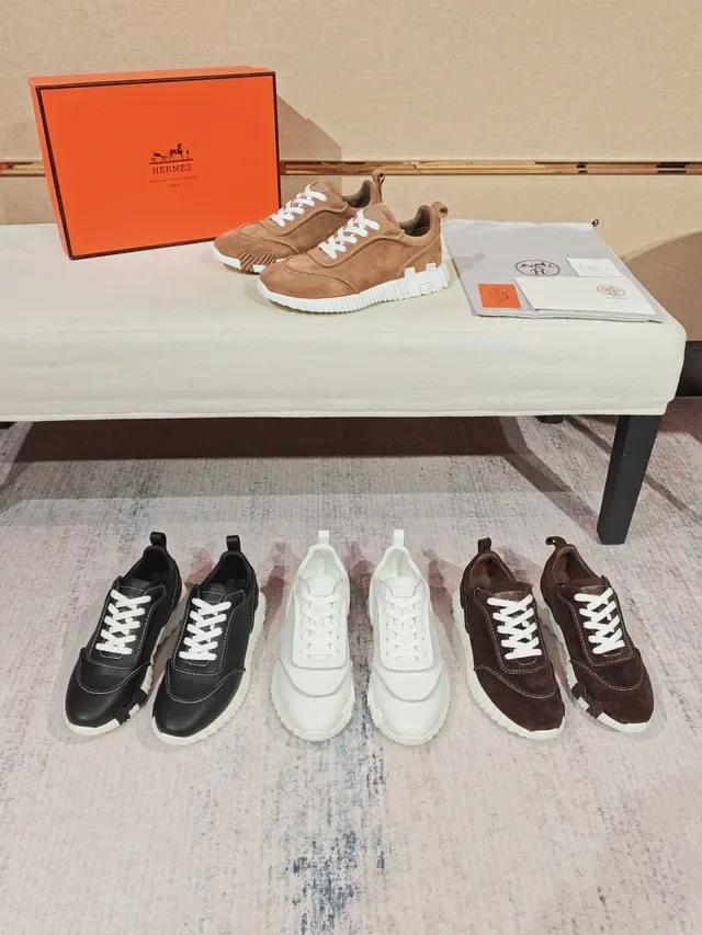 Hermès H Sneaker 黑白生活鞋 2
