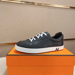 Hermès H Sneaker 黑白生活方式运动鞋