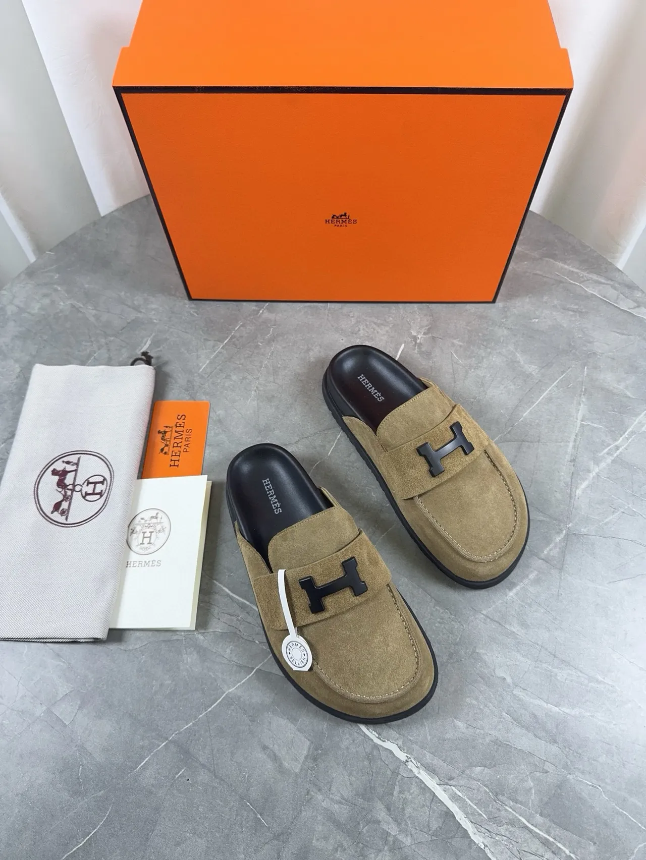 Hermès Oran ভূরা কালো সুয়েড উপর H-Buckle Strap লুফার 5