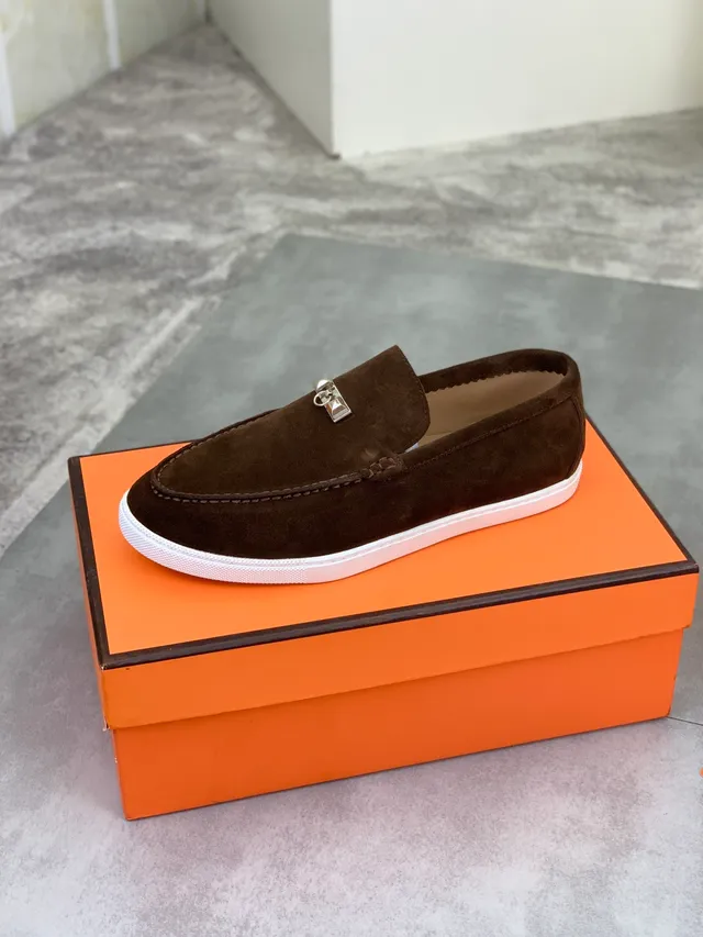 Hermès Oran حذاء لوفير جلد سويد بني أبيض كعب مطاطي 4