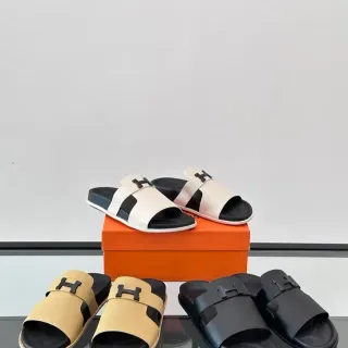 Hermès Oran 双带 H 扣 凉鞋