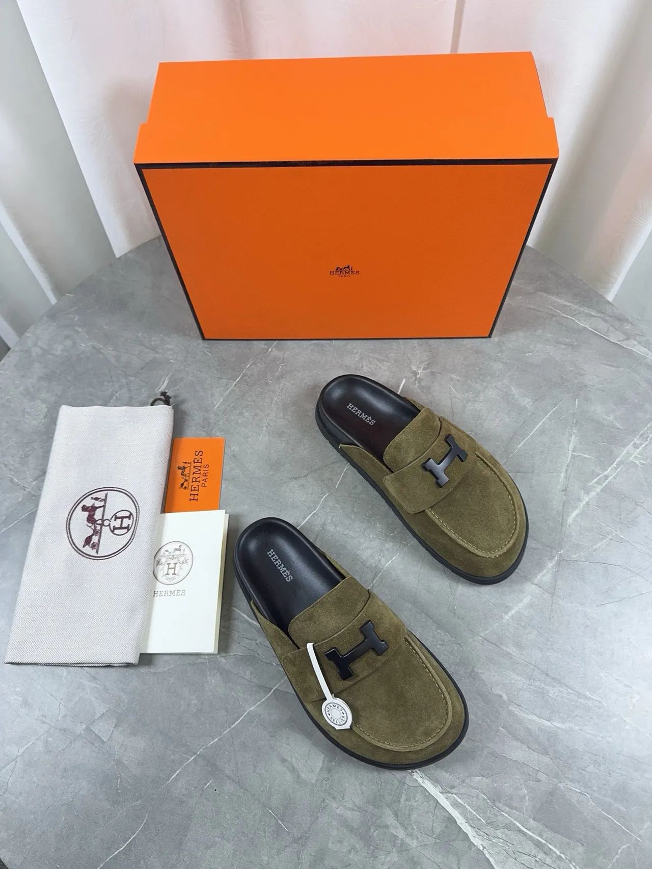 Hermès Oran Loafer Ante de color verde oliva Hebilla H Slip-On Loafer 5