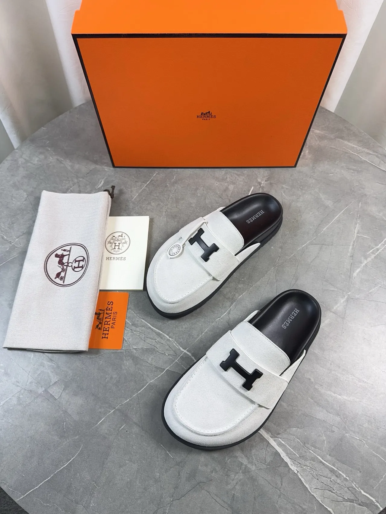 Hermès Oran Loafer Ante blanco Correa H-Logo Mocasín deslizable 4