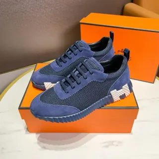 Hermès Oran Sneaker নেভি সুয়েড এবং মেশ লাইফস্টাইল স্নিকার