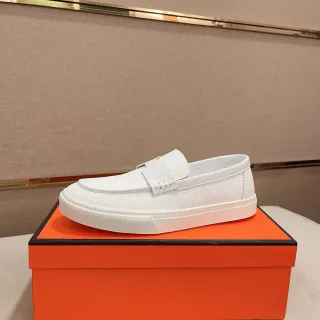 爱马仕 白 粒面皮革 带 乐福鞋