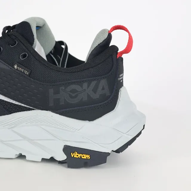 Hoka Preto Branco Sola Intermediária Grossa Esculpida Vibram Lugs Tênis de corrida 4