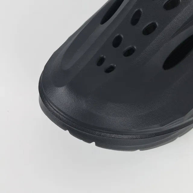 Hoka ORA Recovery Black Clog 5