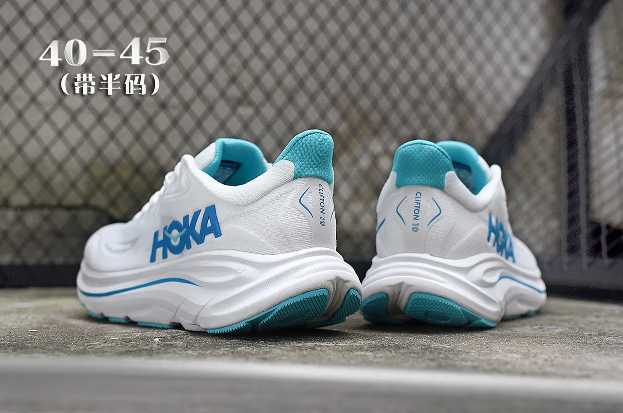 Hoka أبيض أزرق هندسي نسيج علوة منحوت وسط كعب أحذية جري 6