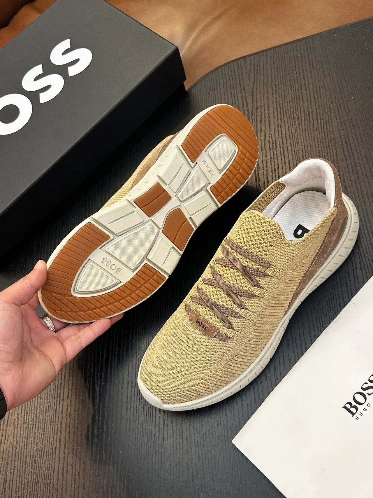 Hugo Boss বেইজ নিট স্লিপ-অন লাইফস্টাইল স্নিকার 9