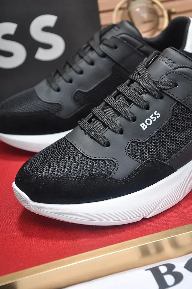 Hugo Boss 黑色网布与麂皮生活风格运动鞋 3