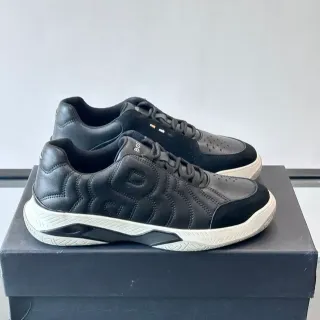 Hugo Boss Sneakers Lifestyle Noir Blanc en Cuir Matelassé avec Boîte à orteils Perforée