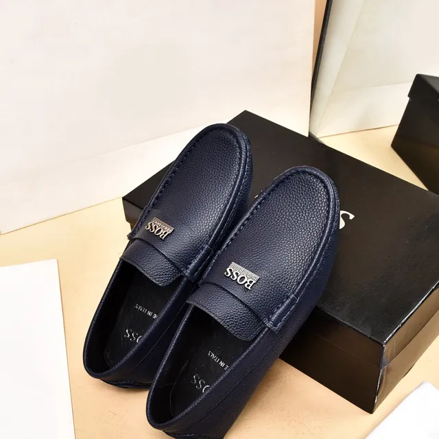 Hugo Boss Chaussure Loafer Penny en Cuir Bleu Marine Pebbled 4