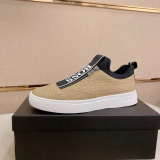 Hugo Boss Zip-Slip Embossed Logo Beige Lifestyle Sneakers — Hugo Boss Lifestyle Sneakers photo from the Yupoo catalog