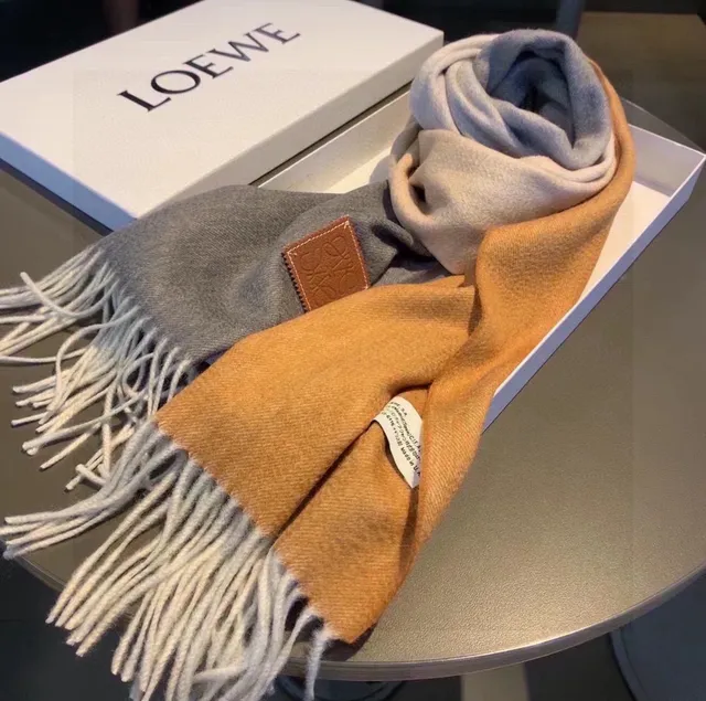 Loewe Anagram Bufanda Gris Beige Tejido Blend Bordes con Flecos Bufanda de Cachemira 8