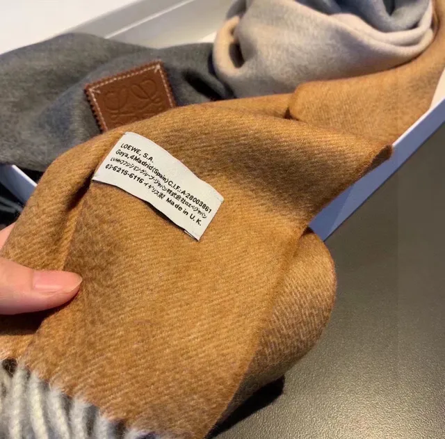 Loewe Anagram Bufanda Gris Beige Tejido Blend Bordes con Flecos Bufanda de Cachemira 9