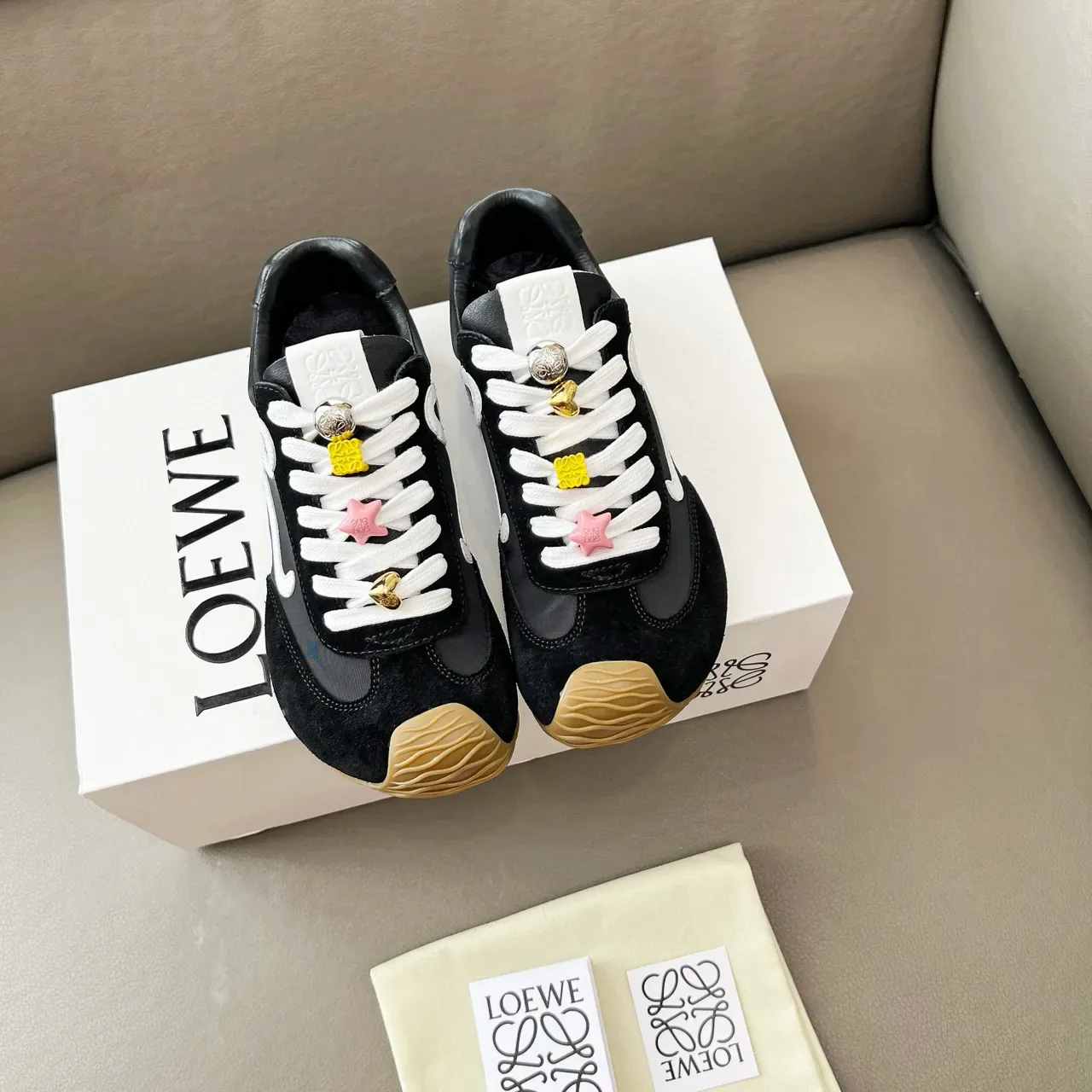 Loewe Flow Runner أسود أبيض بيج أسلوب الحياة رياضي 7