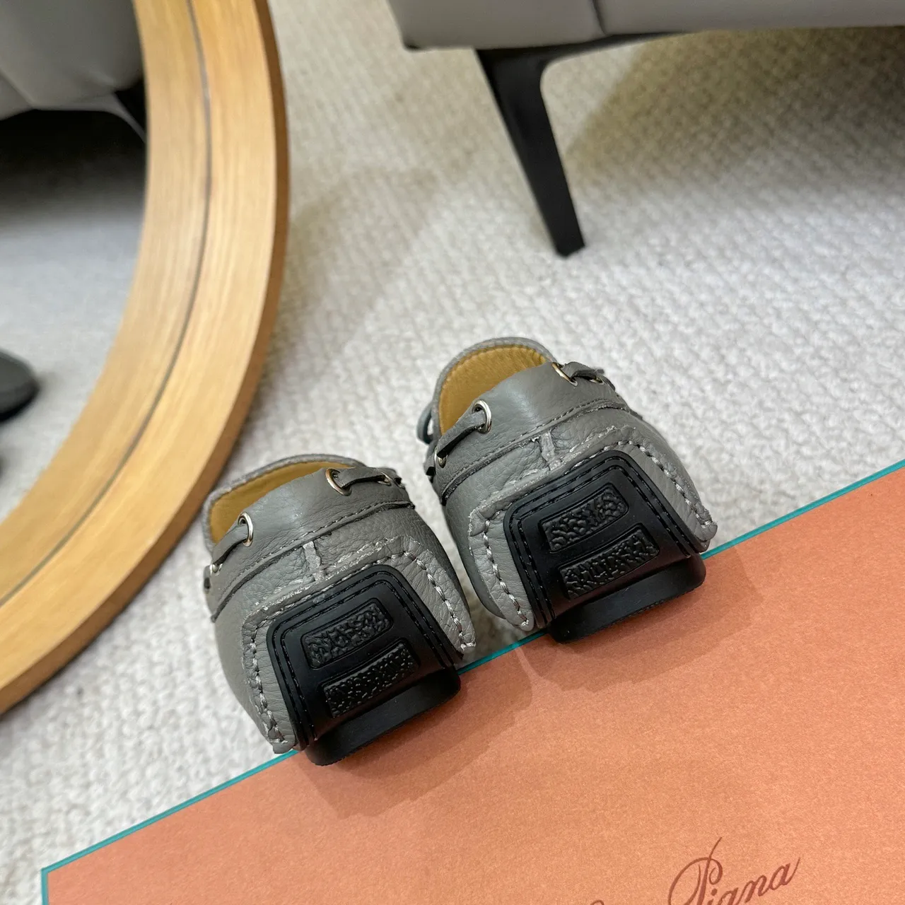 Loro Piana LP Dots Walk 灰色磨砂皮乐福鞋 9