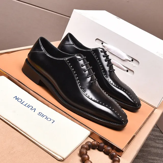 Louis Vuitton Chaussures Oxford en cuir noir poli à bout carré 8
