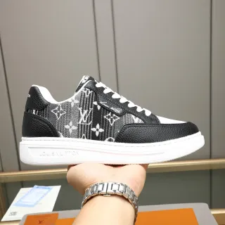 Louis Vuitton Sneakers Lifestyle Noir Blanc Low-Top Imprimé Monogram Textile