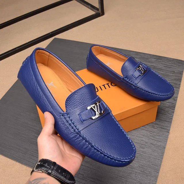 Louis Vuitton Blue Beige Pebbled Leather Moc-Toe Stitching Loafer 5
