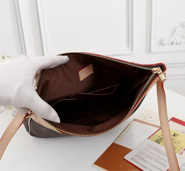 Louis Vuitton Marrom Bege Monograma Lona Borda de Couro Bolsa Hobo 2