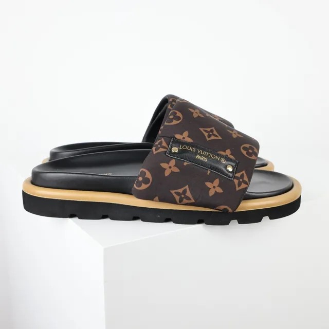 Louis Vuitton বাদামী বেইজ মোনোগ্রাম ক্যানভাস স্ট্র্যাপ কালো ফুটবেড স্লিপার 3