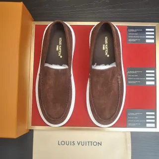 Louis Vuitton भूरा सफेद सूड ऊपरी मोक-टो सिलाई लोअफर