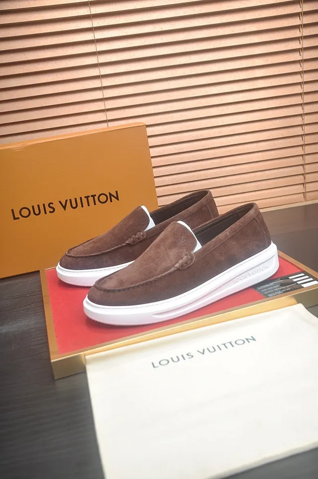 Louis Vuitton Marron Blanc Daim Supérieur Moc-Toe Couture Mocassin 3