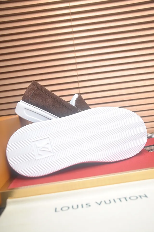 Louis Vuitton Marron Blanc Daim Supérieur Moc-Toe Couture Mocassin 7