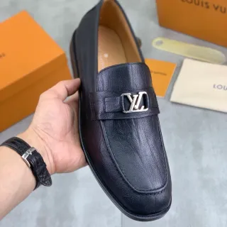 Louis Vuitton Buckle Loafer أسود جلد منسوج Loafer
