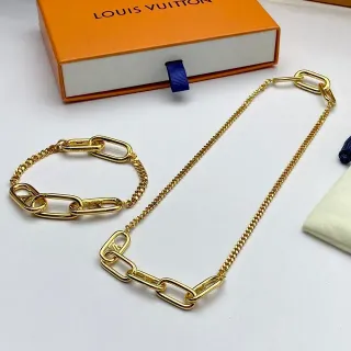 Louis Vuitton Corrente com Elos de Ouro Oversized Ovalados Colar